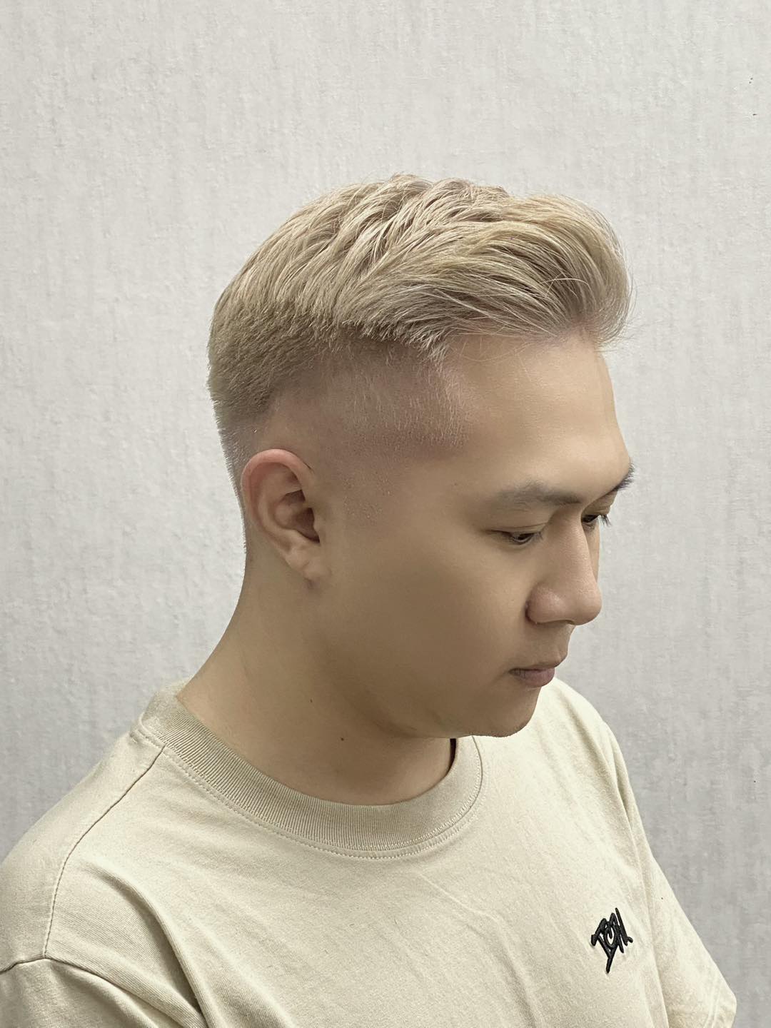 Cắt tóc chuyên nghiệp